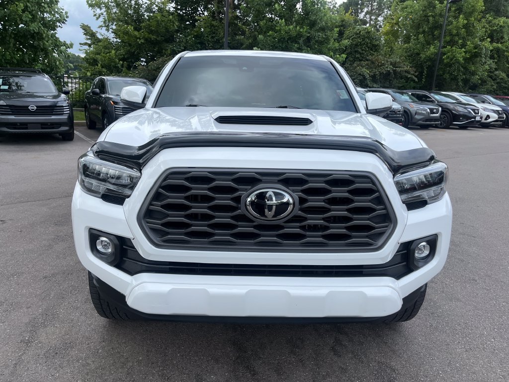 Used 2020 Toyota Tacoma TRD Sport w/ TRD Premium Sport Package AWD/4WD image 36