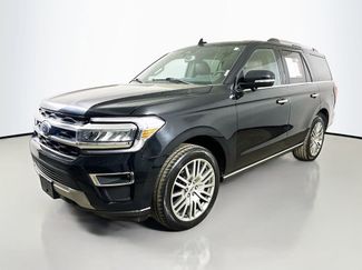 Used 2023 Ford Expedition Limited video 3