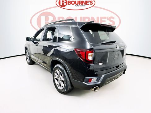 Used 2022 Honda Passport TrailSport image 9