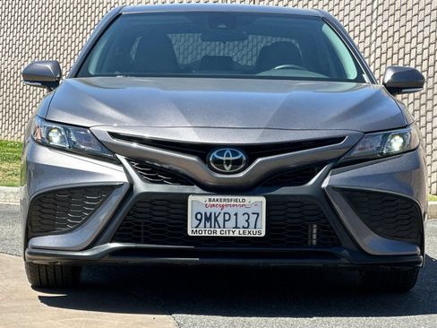 Used 2024 Toyota Camry SE FWD image 10