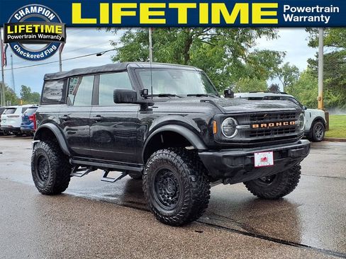 Used 2022 Ford Bronco 4-Door AWD/4WD image 3