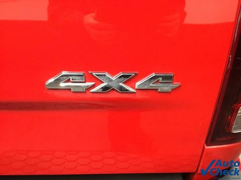 Used 2015 RAM 1500 Sport w/ Convenience Group image 19