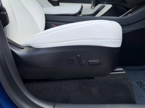 Used 2020 Tesla Model Y Long Range AWD/4WD image 36