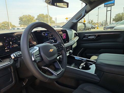 Used 2026 Chevrolet Tahoe LS image 10