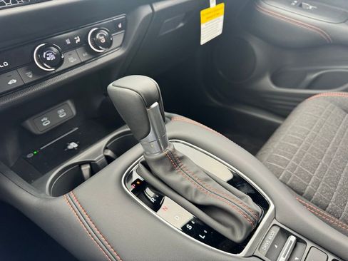 New 2026 Honda HR-V Sport image 10