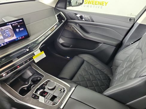 New 2026 BMW X7 xDrive40i w/ Climate Comfort Package AWD/4WD image 23