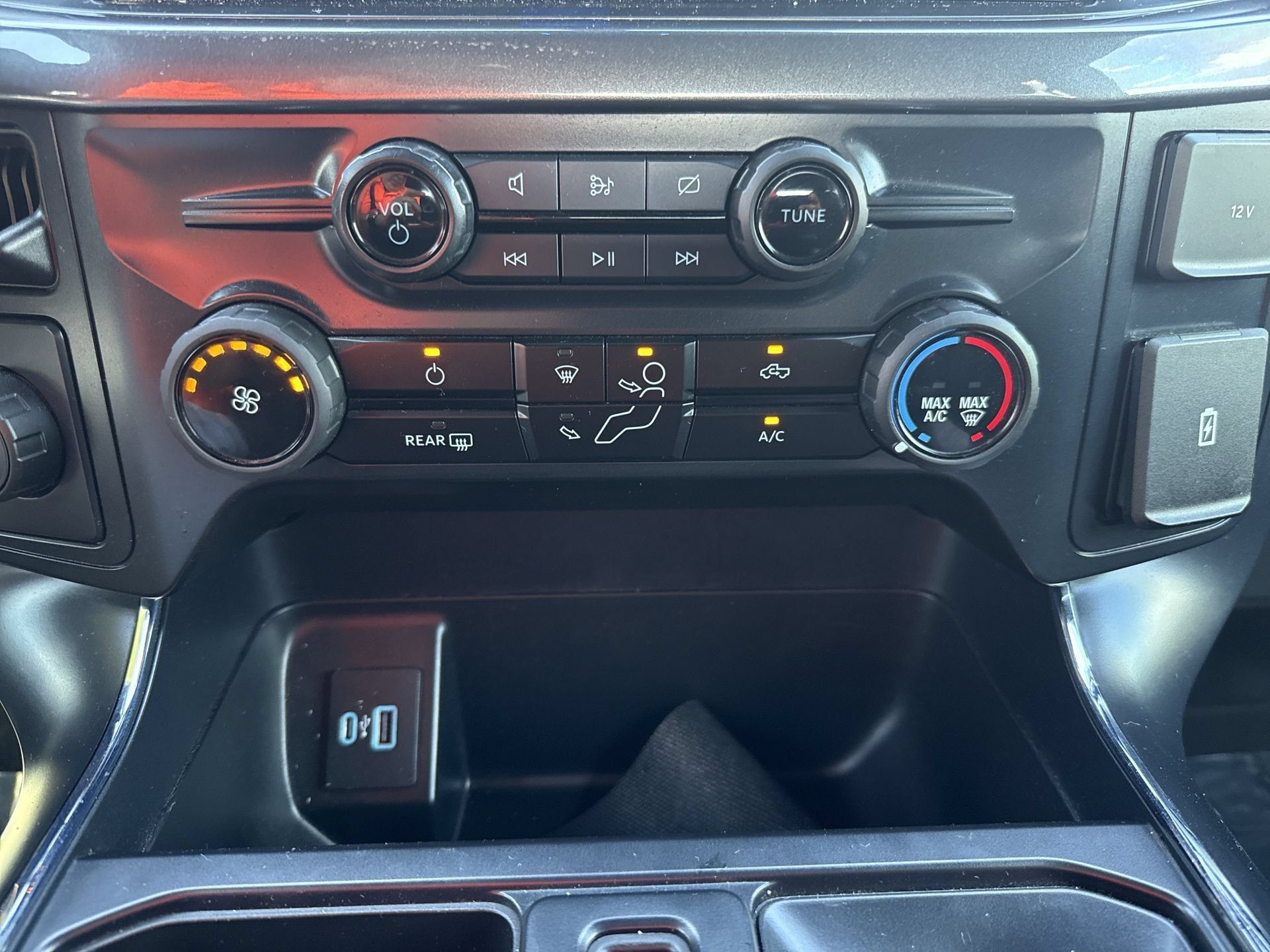 Used 2024 Ford F150 STX RWD image 16