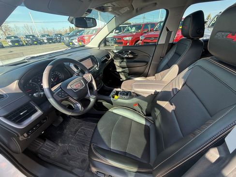 Used 2022 GMC Terrain AT4 w/ Infotainment Package II image 3