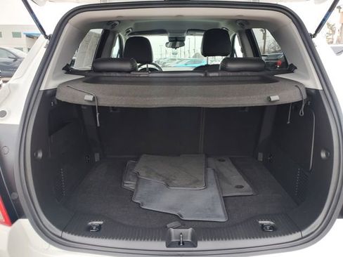 Certified 2022 Chevrolet Trax LT w/ LT Convenience Package image 11