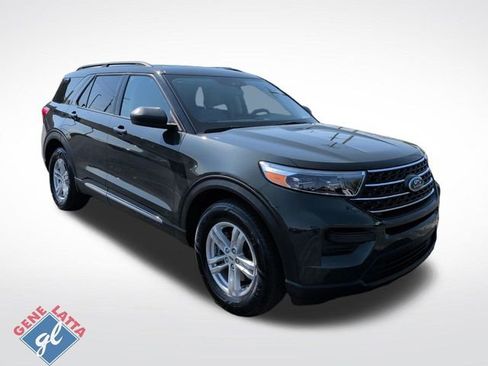 Certified 2023 Ford Explorer XLT AWD/4WD image 1