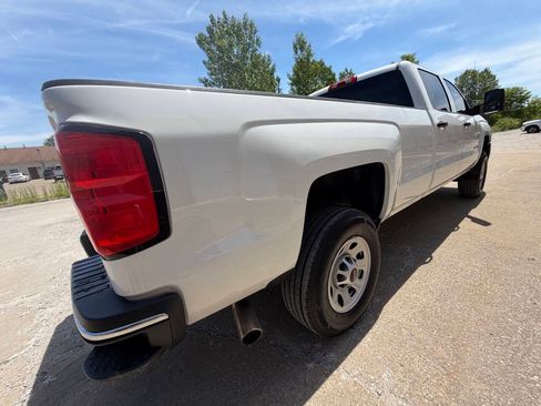 Used 2015 Chevrolet Silverado 2500 W/T w/ WT Convenience Package AWD/4WD image 9