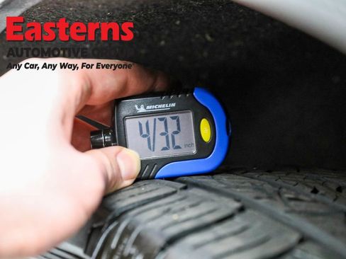 Used 2024 Ford Edge SEL image 28