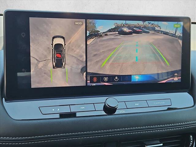 Used 2026 Nissan Rogue SL FWD image 18