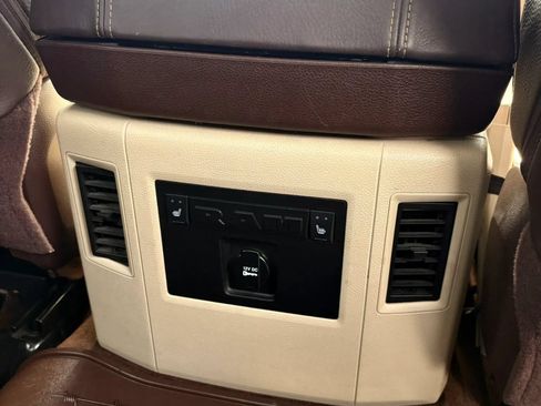 Used 2013 RAM 1500 Laramie Longhorn w/ Convenience Group AWD/4WD image 32
