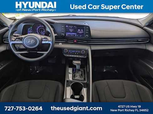 Used 2023 Hyundai Elantra Blue w/ Cargo Package image 15