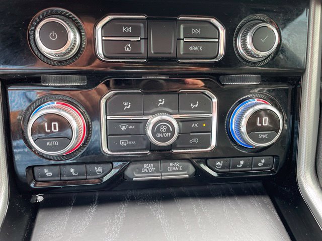 Used 2021 GMC Yukon Denali w/ Denali Premium Package AWD/4WD image 40