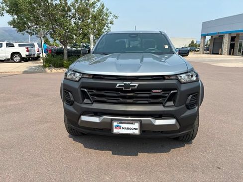 Used 2024 Chevrolet Colorado Trail Boss w/ Technology Package AWD/4WD image 2
