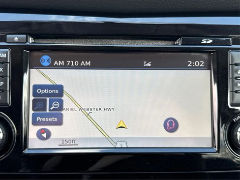 Used 2016 Nissan Rogue SL w/ SL Premium Package image 27