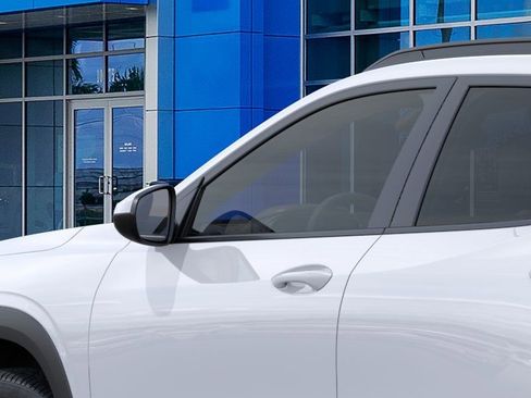 New 2026 Chevrolet Trax LT FWD image 12