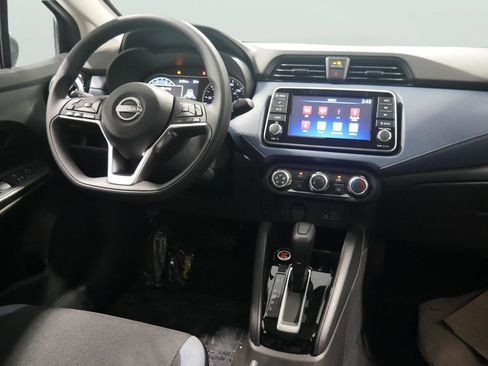 New 2025 Nissan Versa SV w/ Trunk Package FWD image 18