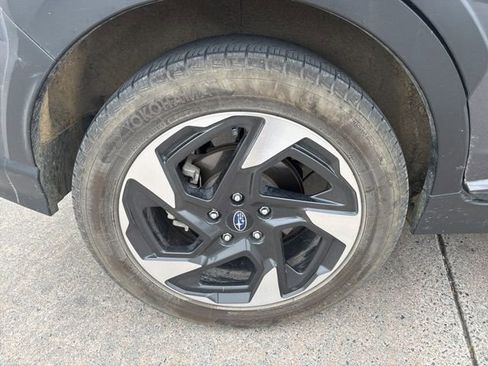 Used 2024 Subaru Crosstrek 2.5i Limited w/ Crosstrek Mirror Package image 6