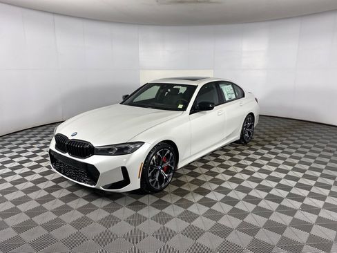 New 2026 BMW 330i xDrive Sedan w/ M Sport Package image 3