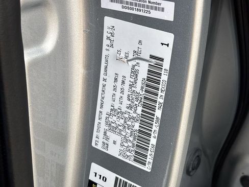 Used 2024 Toyota Tacoma Trailhunter image 34