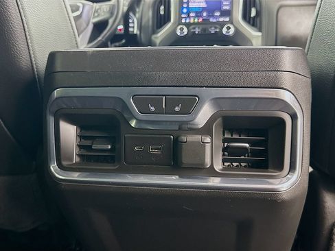 Used 2023 GMC Sierra 2500 Denali w/ Denali Ultimate Package AWD/4WD image 26