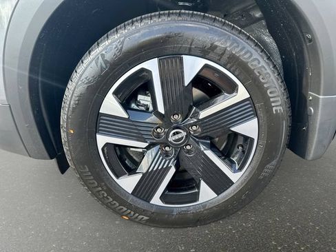 New 2026 Nissan Kicks SV w/ SV Premium Package AWD/4WD image 11