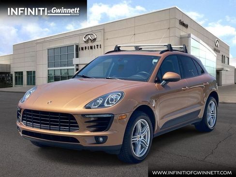 Used 2015 Porsche Macan S AWD/4WD image 1