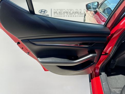 Used 2020 MAZDA MAZDA3 AWD Hatchback w/ Premium Pkg image 22
