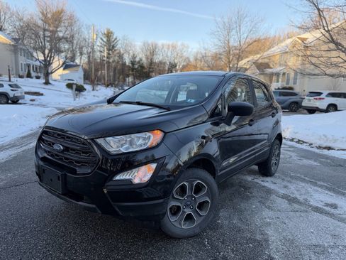 Used 2018 Ford EcoSport S image 2