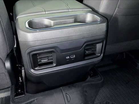 Used 2025 Chevrolet Silverado 1500 LT Trail Boss w/ Convenience Package II AWD/4WD image 31
