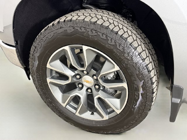 Used 2026 Chevrolet Silverado 1500 LT AWD/4WD image 33