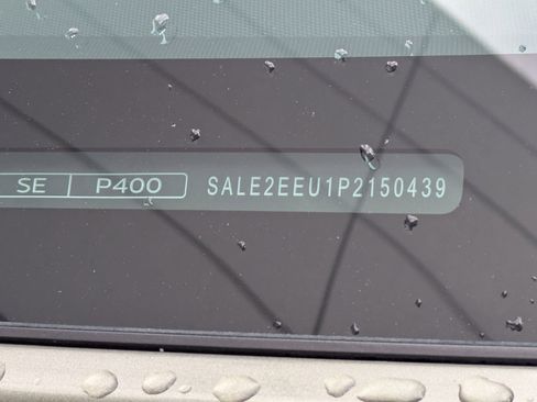 Used 2023 Land Rover Defender 110 X-Dynamic SE image 34