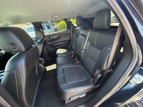 Used 2021 Chevrolet Blazer LT AWD/4WD image 11