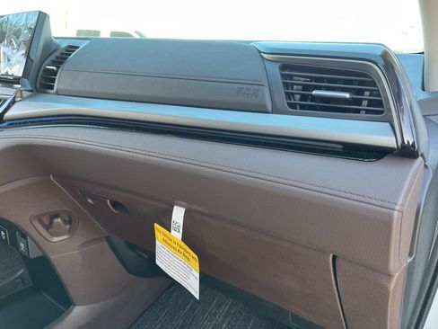 Certified 2026 Honda Odyssey Touring image 30