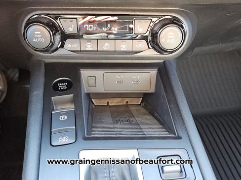 New 2026 Nissan Kicks SV image 10