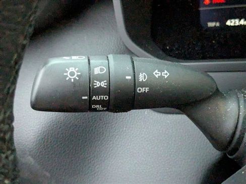 Used 2024 Toyota Tundra Limited image 6