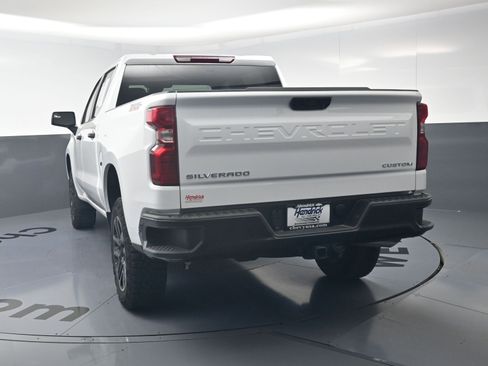 Used 2024 Chevrolet Silverado 1500 Custom Trail Boss w/ LPO, Dark Essentials Package AWD/4WD image 8