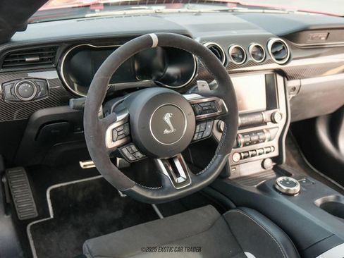 Used 2020 Ford Mustang Shelby GT500 w/ Carbon Fiber Track Pack image 26