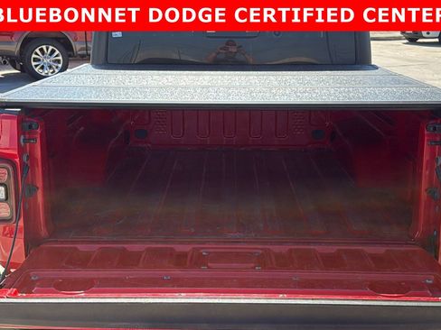 Used 2020 Jeep Gladiator Overland image 5