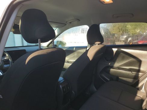 Used 2024 Hyundai Kona SEL FWD image 8