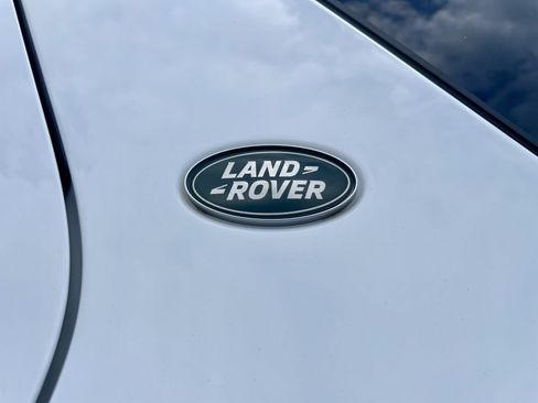 Certified 2025 Land Rover Discovery Sport S AWD/4WD image 38