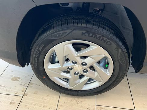 New 2026 Hyundai Kona SE image 13