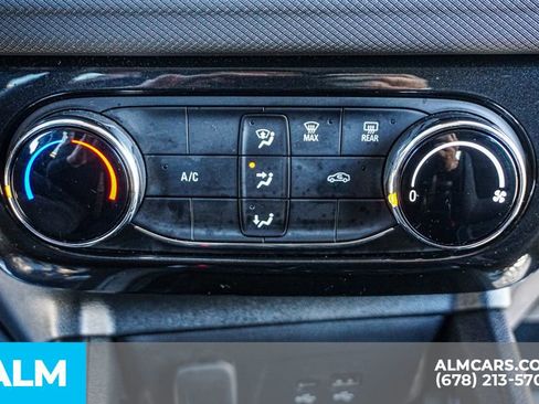 Used 2025 Chevrolet TrailBlazer LT image 40