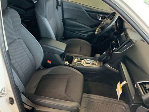 Certified 2023 Subaru Forester Premium AWD/4WD image 14