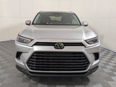 Used 2026 Toyota Grand Highlander XLE image 19