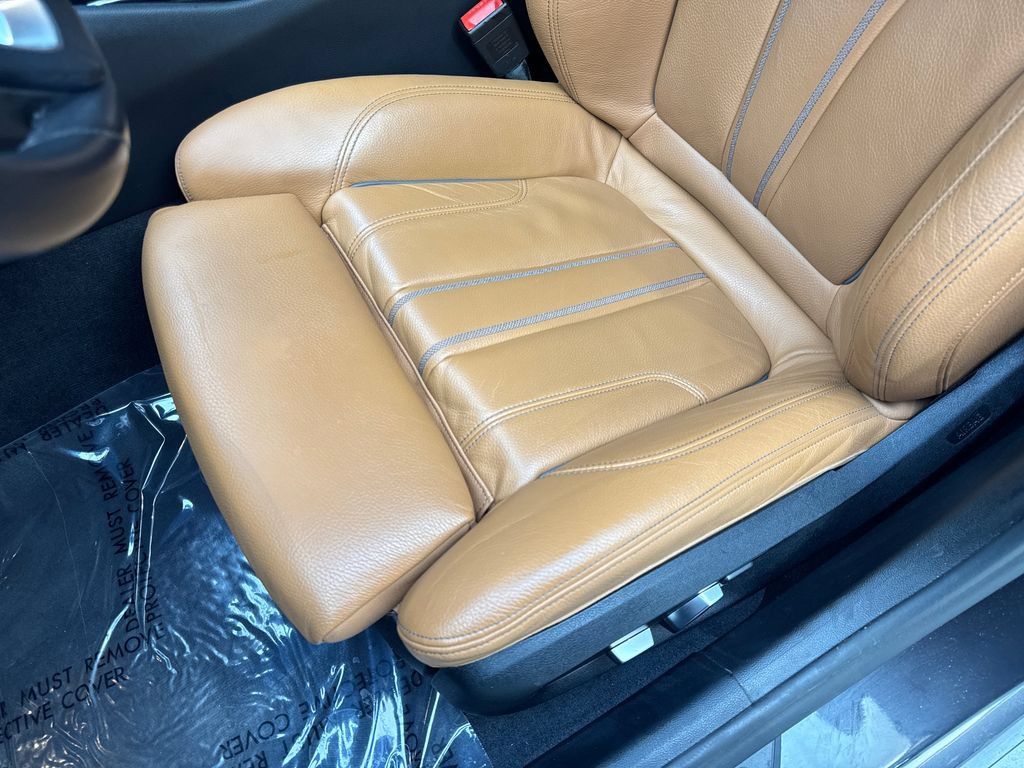 Used 2022 BMW 540i w/ Executive Package RWD image 29