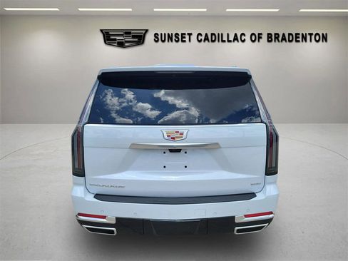 New 2026 Cadillac Escalade Luxury w/ Touring Package AWD/4WD image 5